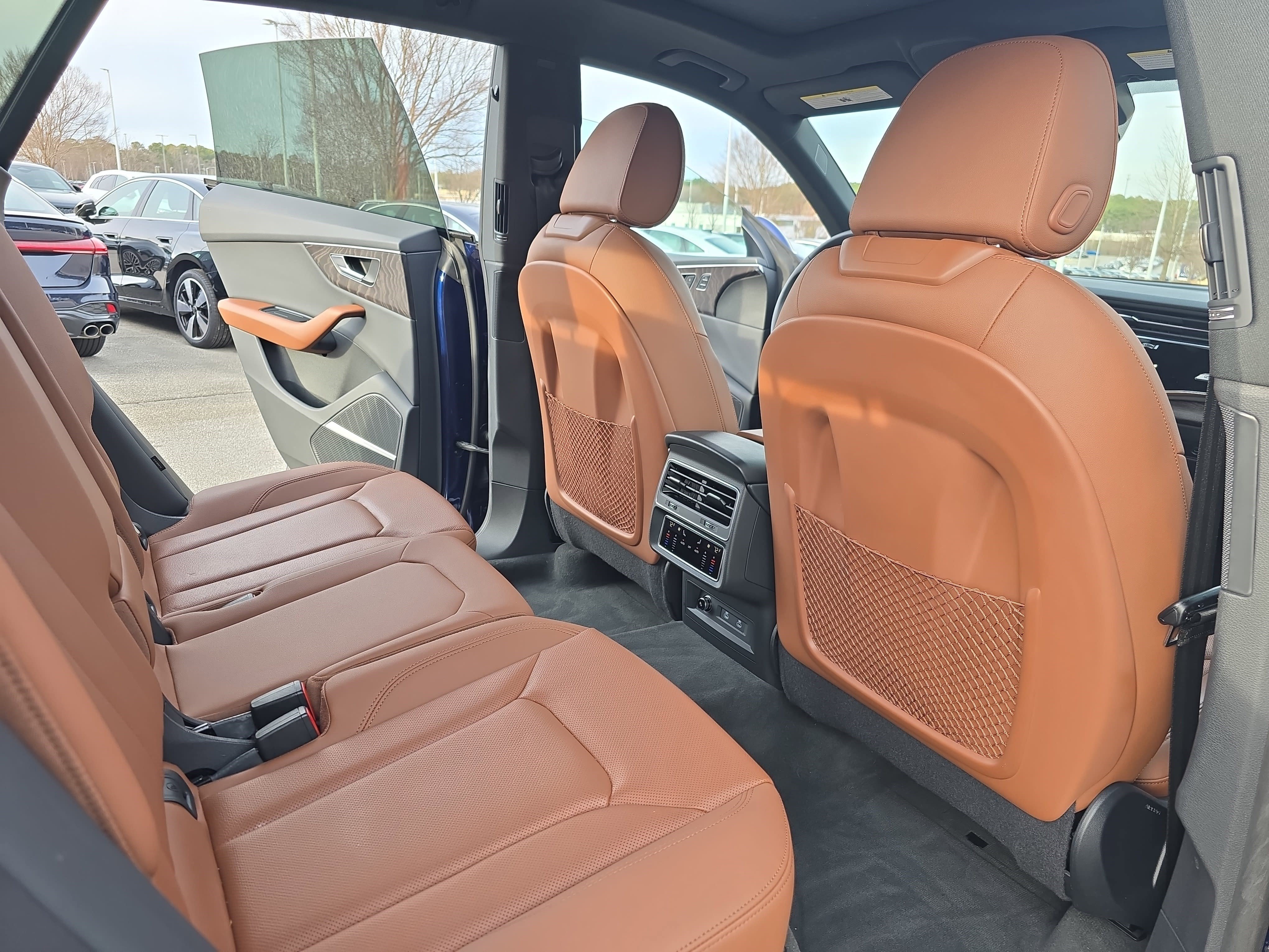 Used 2022 Audi Q8 Premium Plus image 11