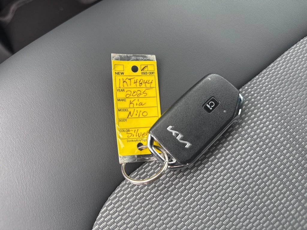 Used 2025 Kia Niro Wind w/ Wind Preserve Package FWD image 29