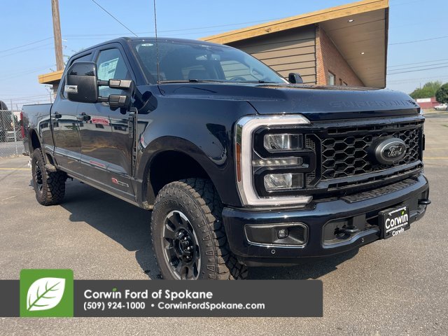 New 2025 Ford F350 Lariat w/ Lariat Ultimate Package