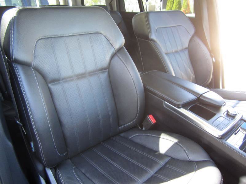 Used 2016 Mercedes-Benz GL 450 4MATIC image 16
