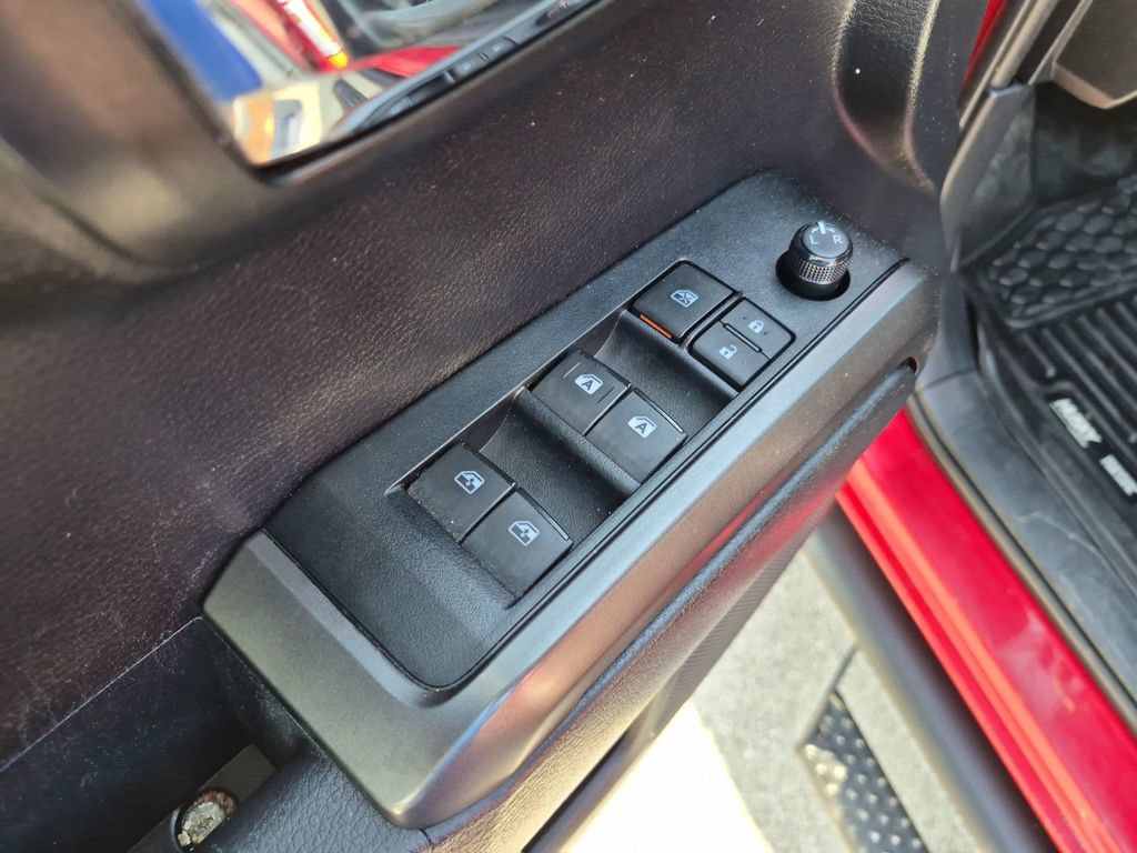 Used 2020 Toyota Tacoma TRD Off-Road w/ Technology Package AWD/4WD image 20