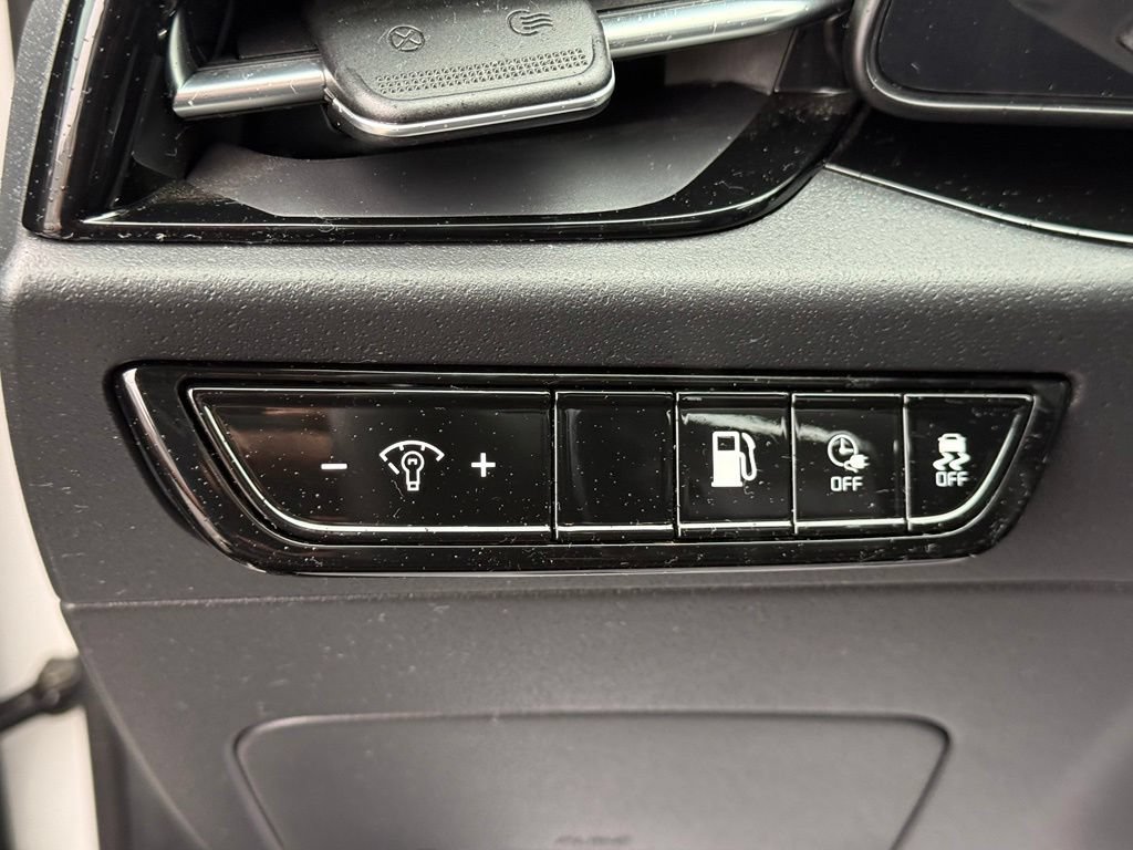 Used 2024 Kia Niro EX w/ EX Cold Weather Package FWD image 23
