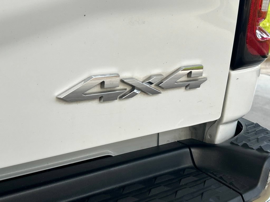 Used 2025 RAM 2500 Tradesman w/ Chrome Appearance Group AWD/4WD image 19