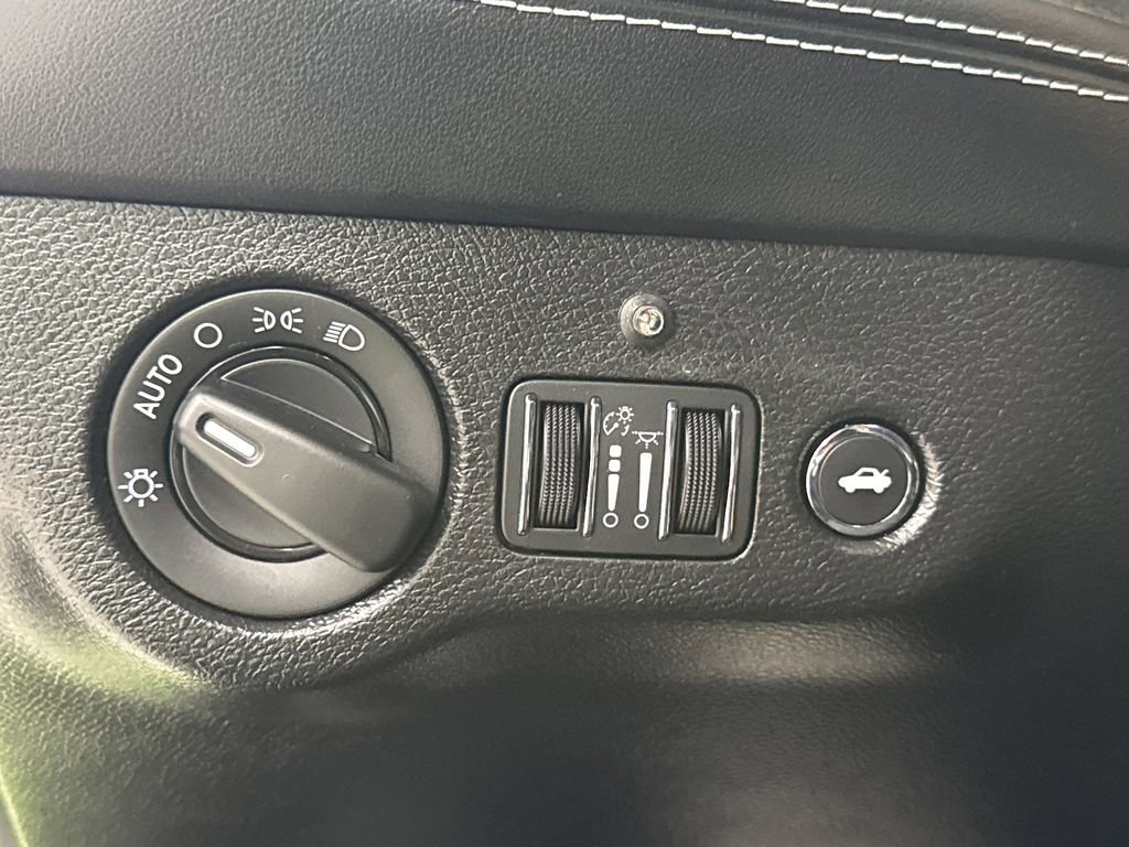 Used 2023 Dodge Challenger SRT Hellcat RWD image 34