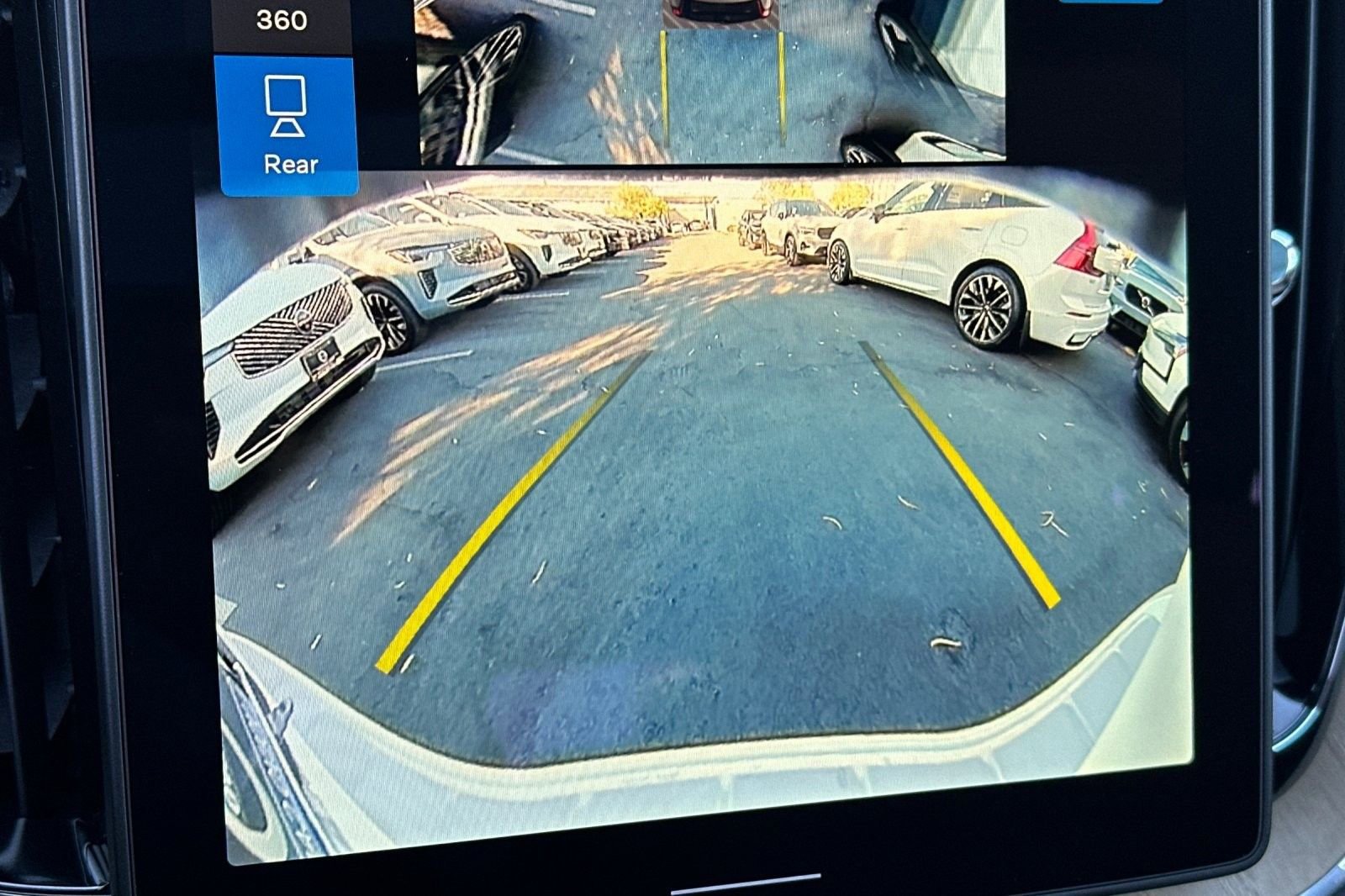 New 2026 Volvo XC60 B5 Plus w/ Protection Package Premier image 22