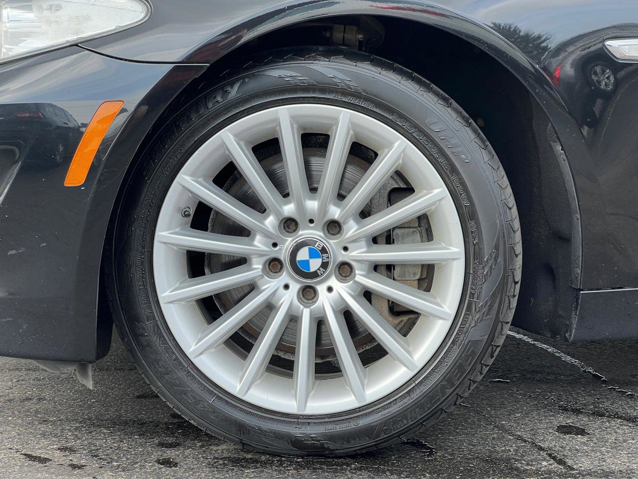 Used 2011 BMW 535i xDrive Sedan AWD/4WD image 46