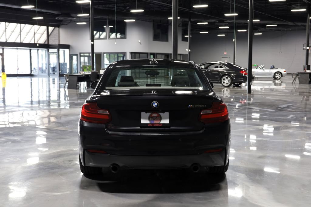 Used 2016 BMW M235i Coupe RWD image 6