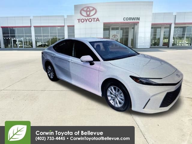 Used 2025 Toyota Camry LE FWD image 8