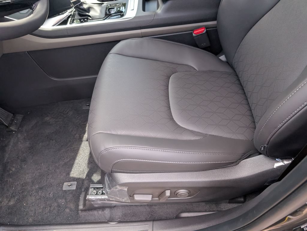 New 2027 Kia Carnival EX FWD image 19