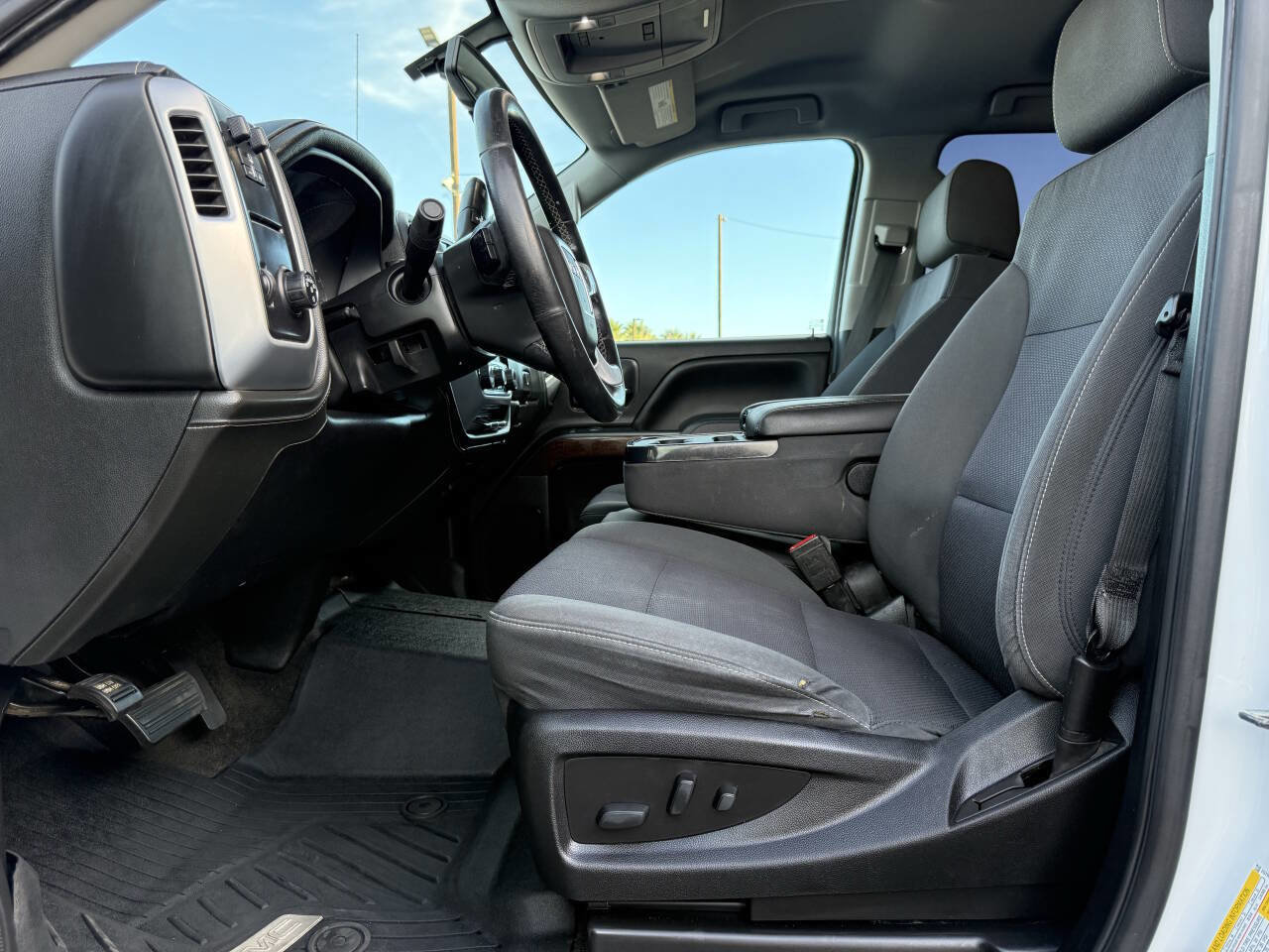 Used 2018 GMC Sierra 1500 SLE w/ SLE Value Package RWD image 8