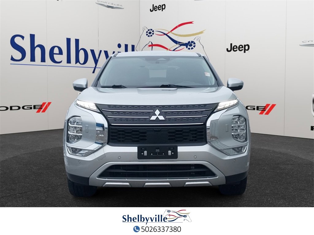 Used 2024 Mitsubishi Outlander SE image 6