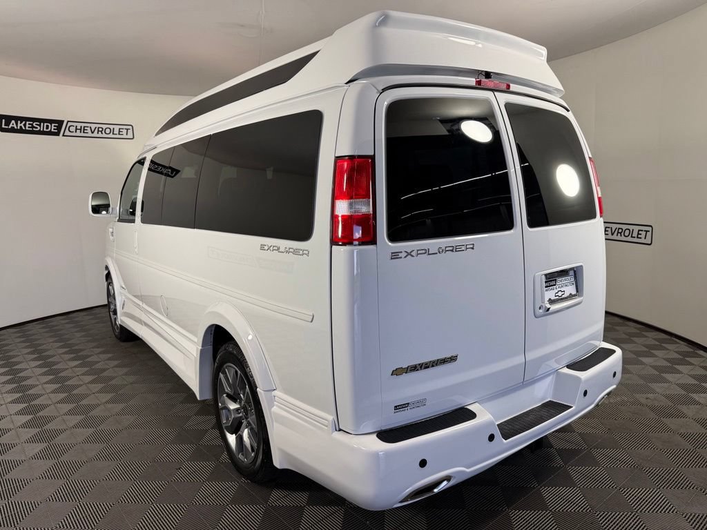 New 2026 Chevrolet Express 2500 w/ Driver Convenience Package RWD image 4