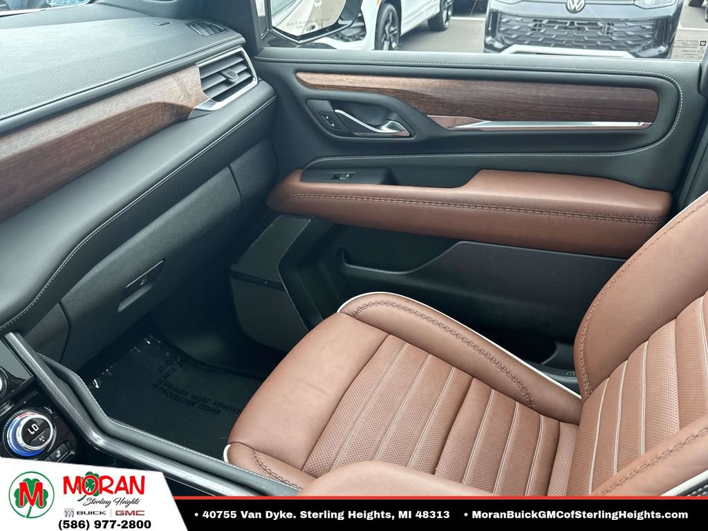 Certified 2023 GMC Yukon Denali Ultimate AWD/4WD image 34