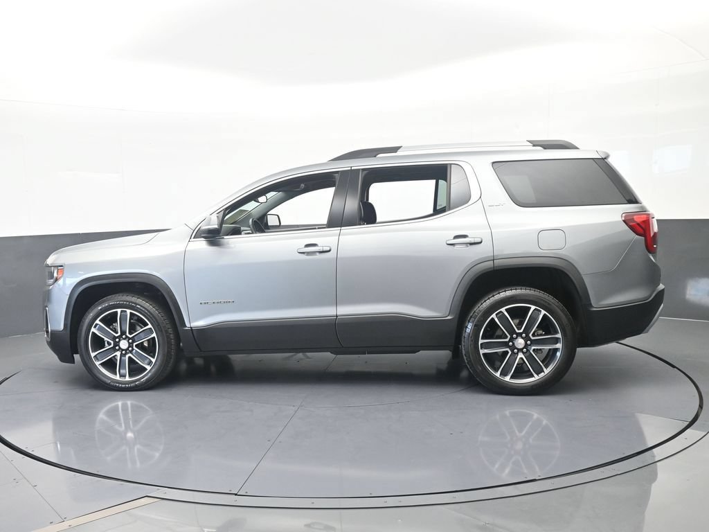 Used 2023 GMC Acadia SLT w/ Technology Package FWD image 3