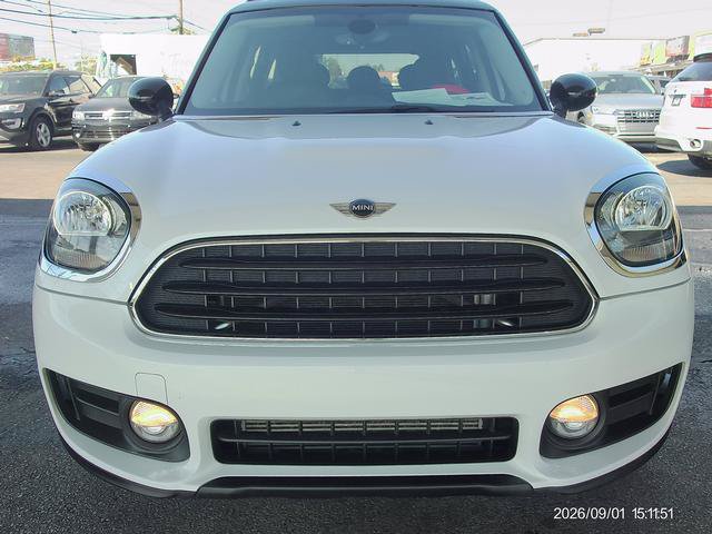 Used 2017 MINI Cooper Countryman FWD image 2