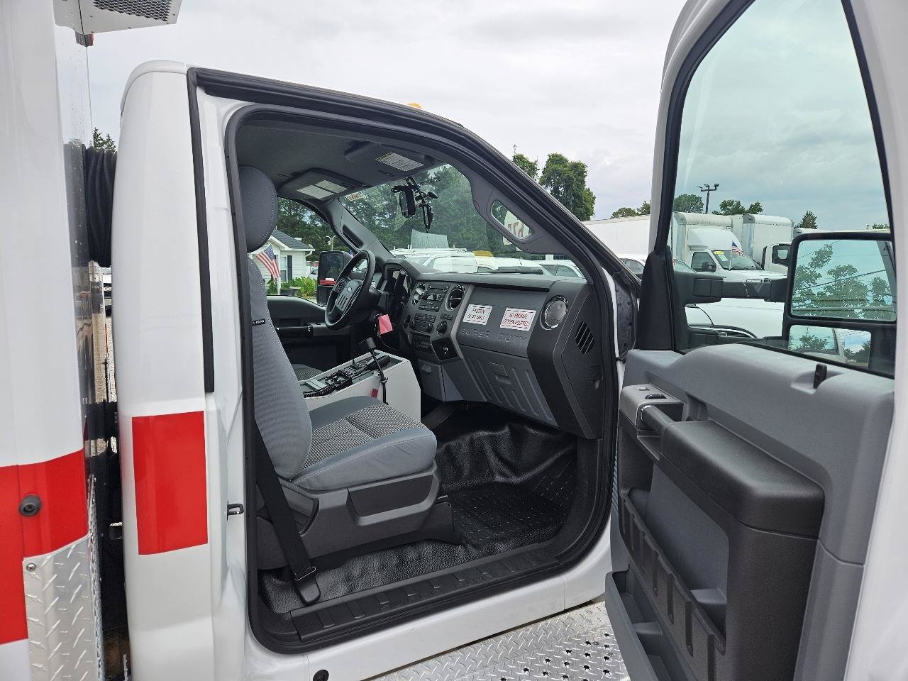 Used 2013 Ford F450 XLT w/ Ambulance Preparation Pkg RWD image 15