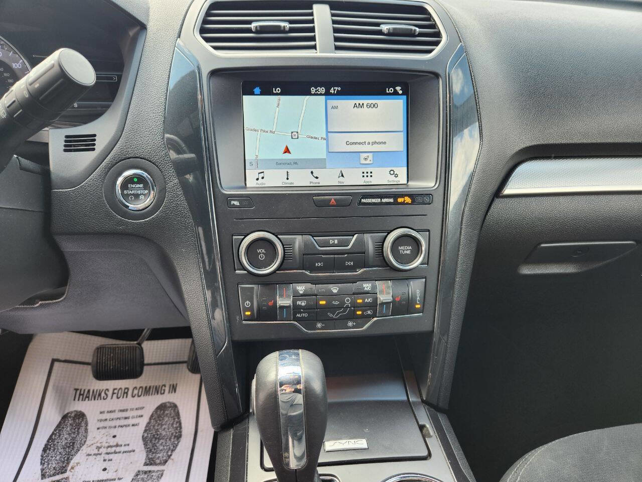 Used 2019 Ford Explorer XLT w/ Equipment Group 201A AWD/4WD image 12