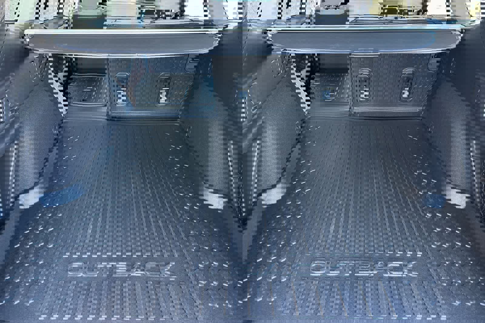 Certified 2025 Subaru Outback Premium w/ Popular Package #1 image 14