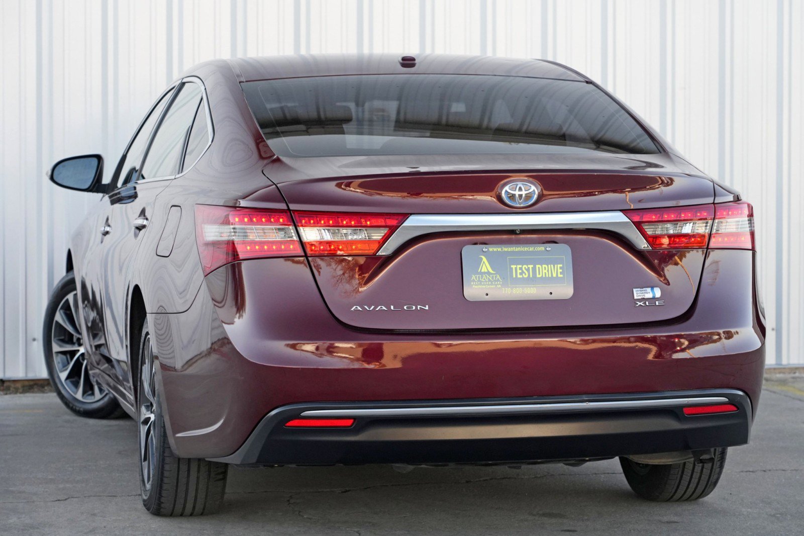 Used 2018 Toyota Avalon XLE Premium image 5