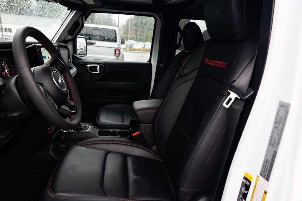 Used 2024 Jeep Gladiator Rubicon w/ Convenience Group image 21