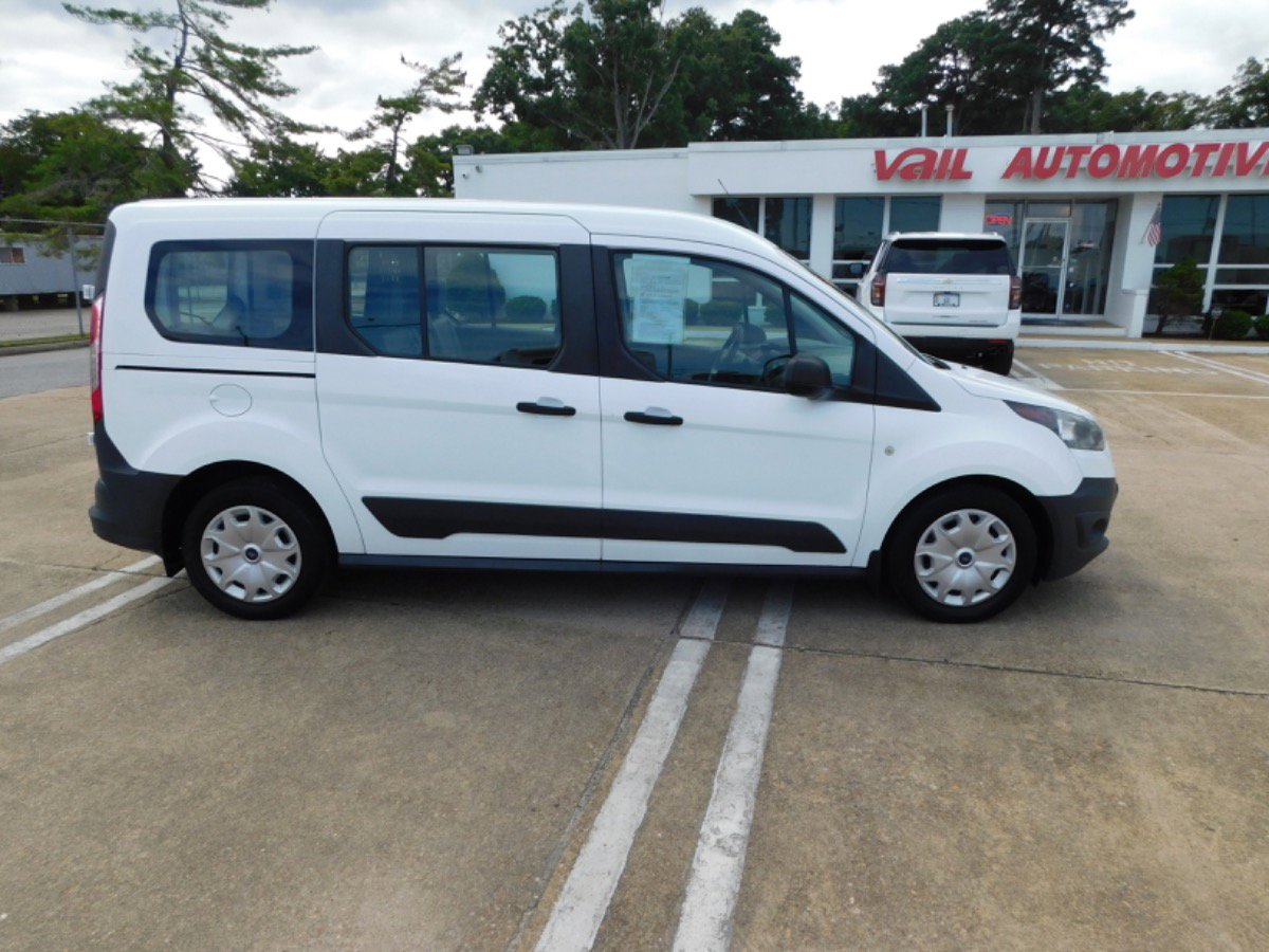 Used 2018 Ford Transit Connect XL image 2