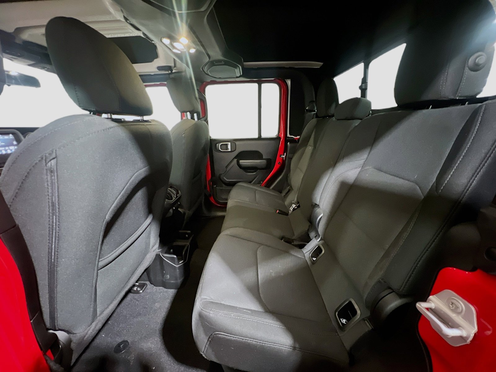 Used 2023 Jeep Gladiator Willys image 16