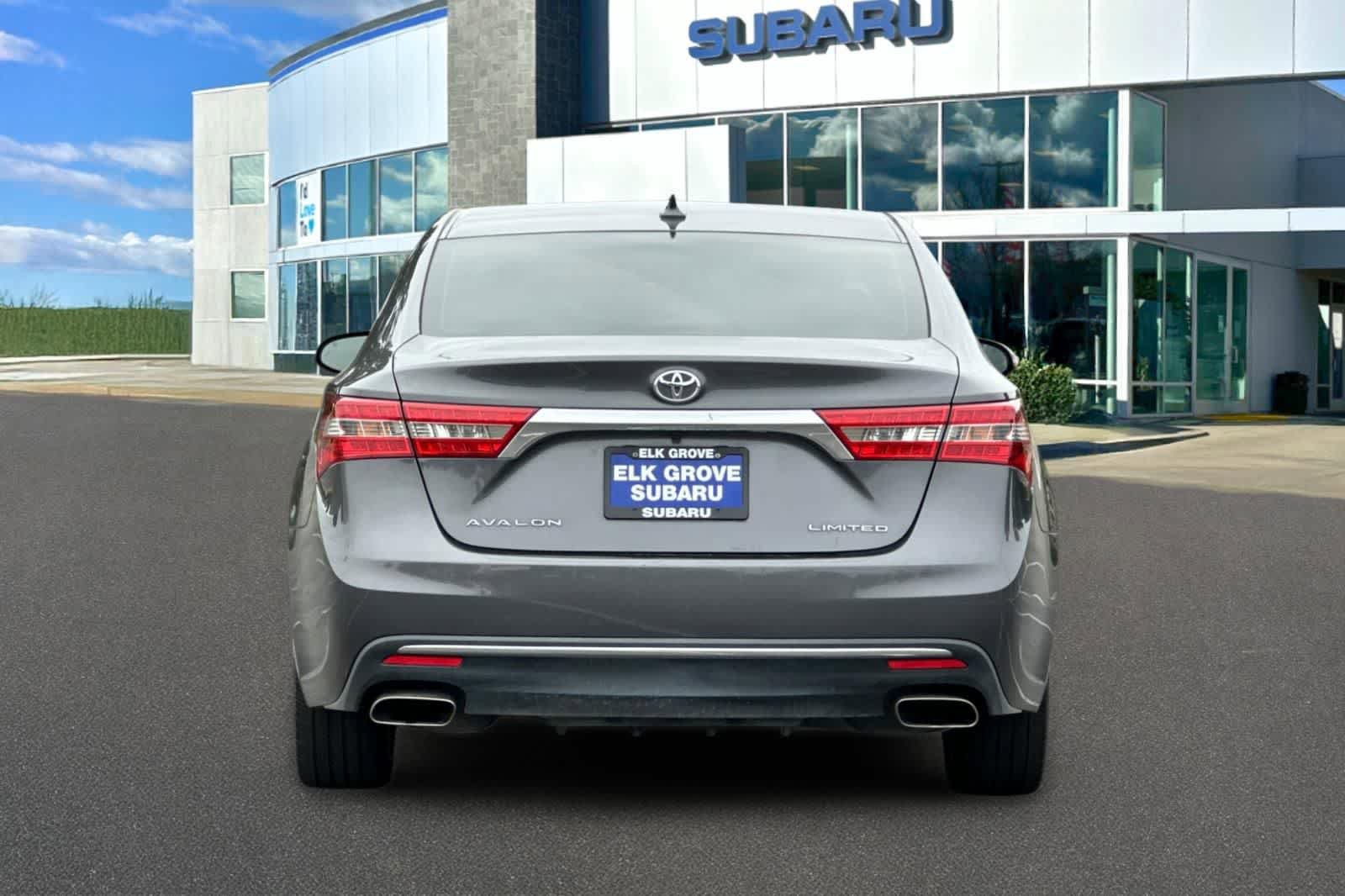 Used 2018 Toyota Avalon Limited w/ Carpet Mat Package FWD image 7
