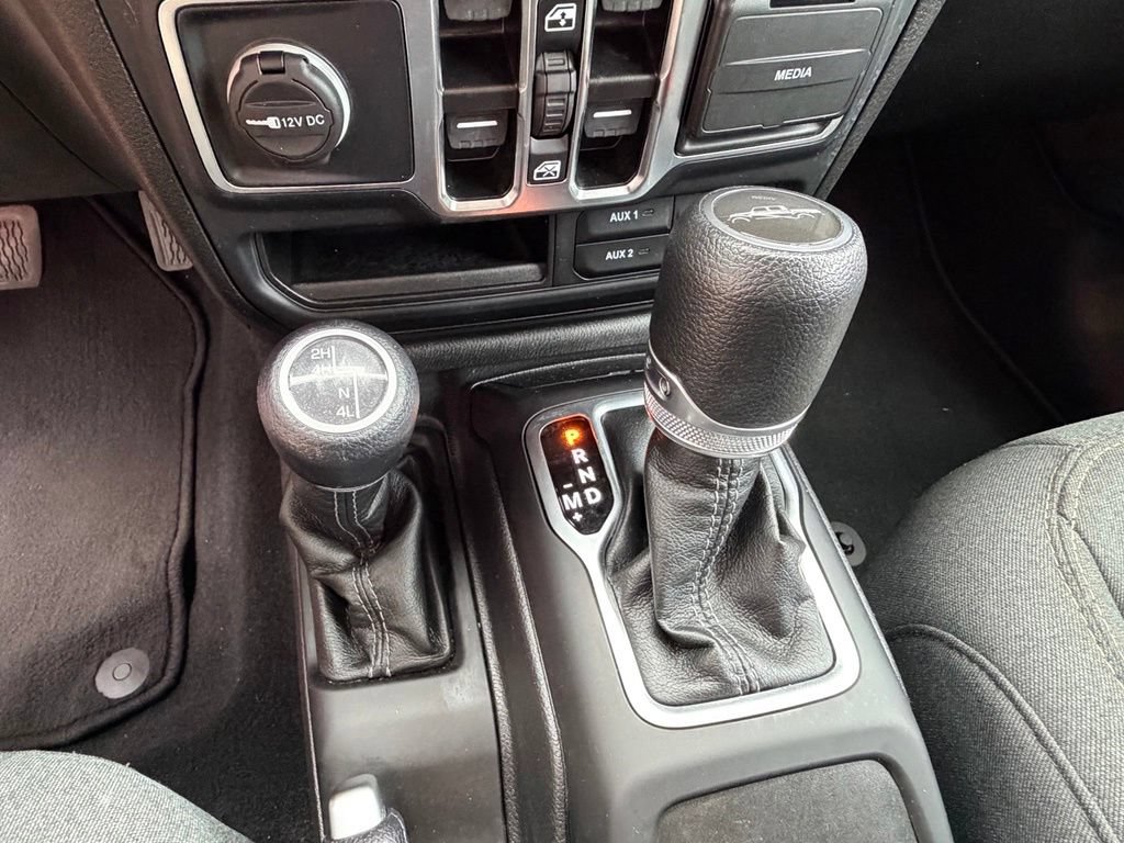 Used 2024 Jeep Gladiator Sport AWD/4WD image 28