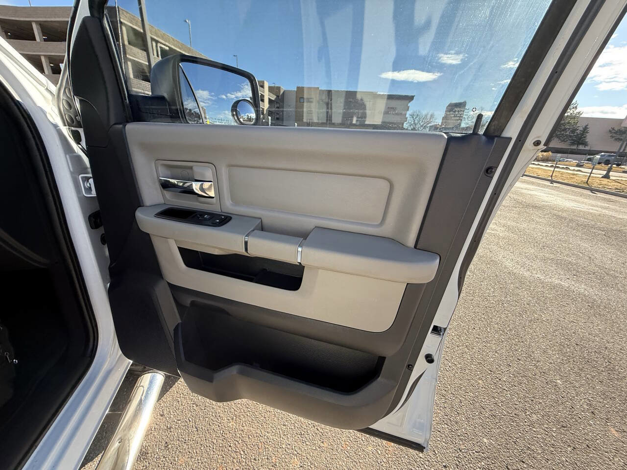 Used 2012 RAM 2500 SLT w/ Protection Group image 26