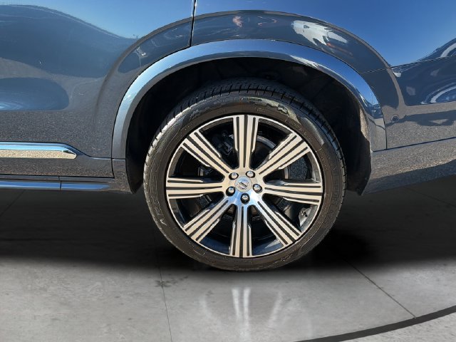 Used 2023 Volvo XC90 B6 Ultimate w/ Protection Package Premier AWD/4WD image 31