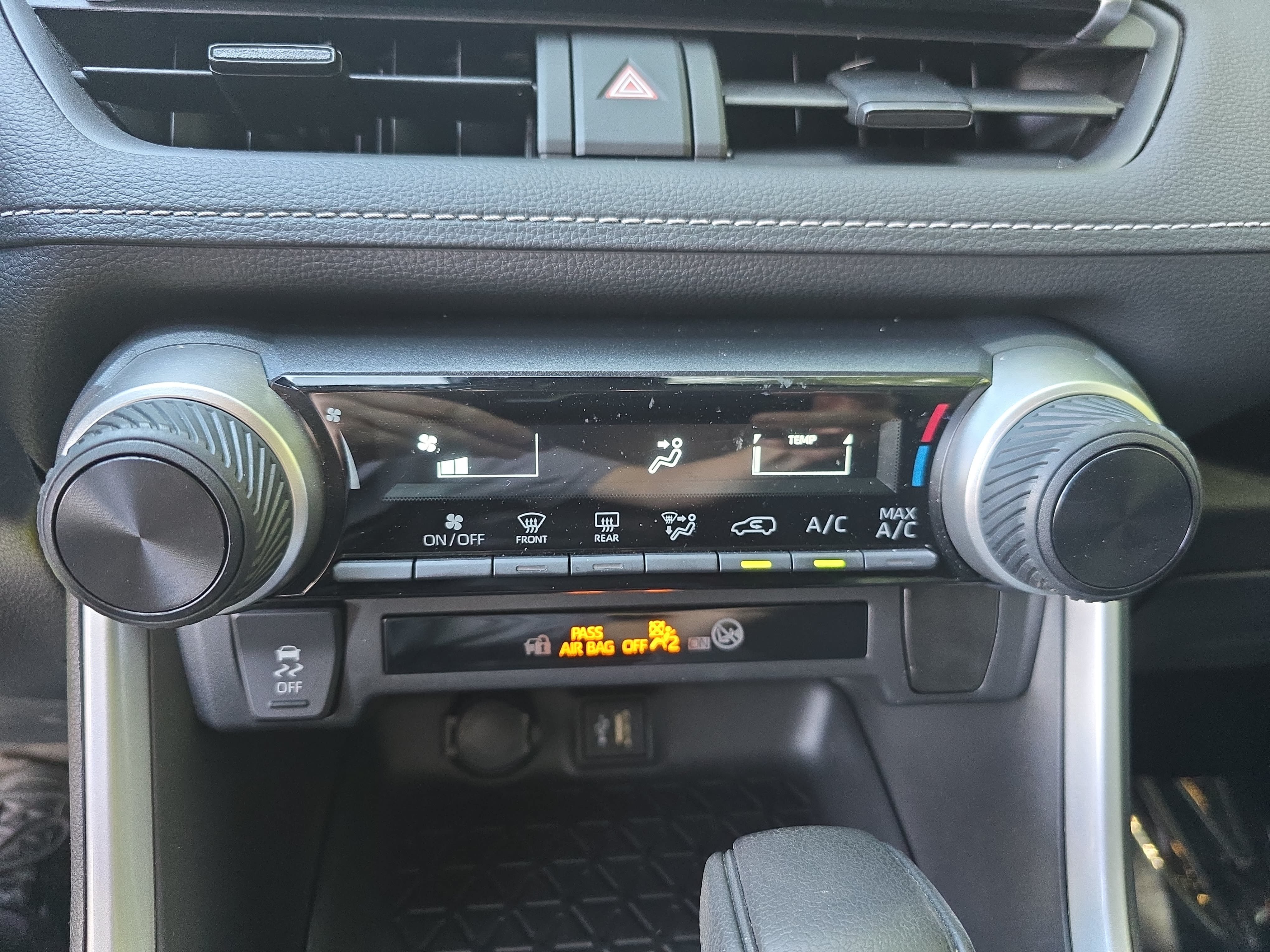 Certified 2023 Toyota RAV4 LE FWD image 24