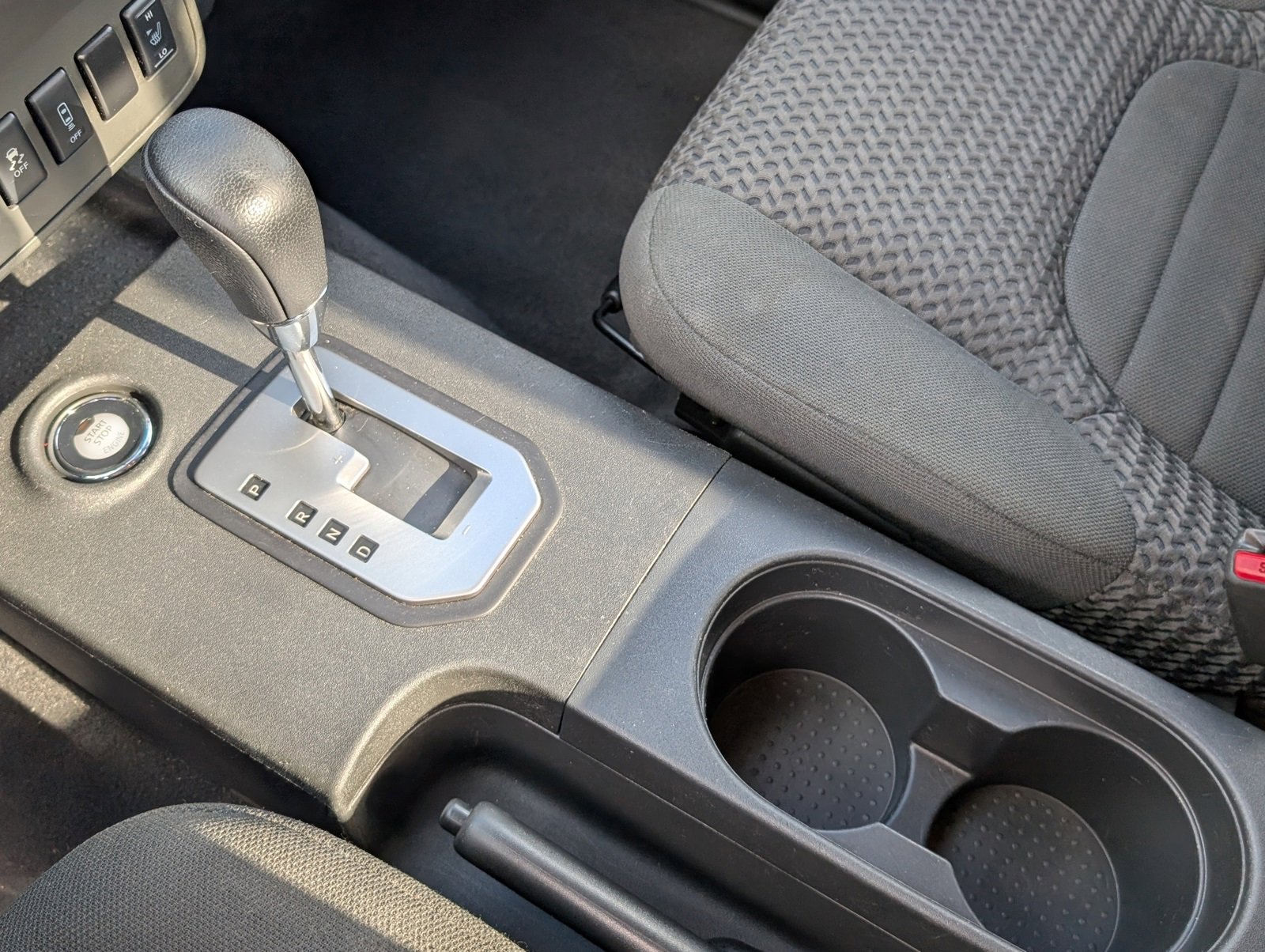 Used 2020 Nissan Frontier SV image 17