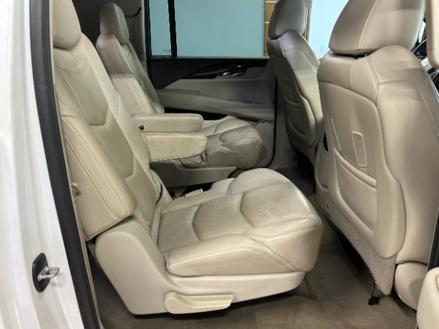 Used 2016 Cadillac Escalade ESV Premium AWD/4WD image 18