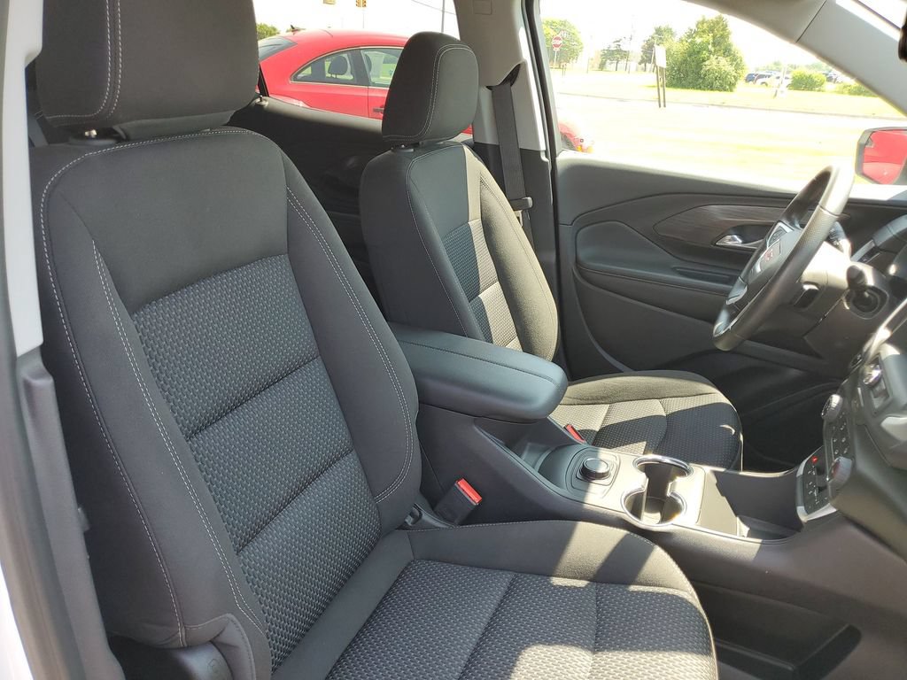 Used 2023 GMC Terrain SLE FWD image 26