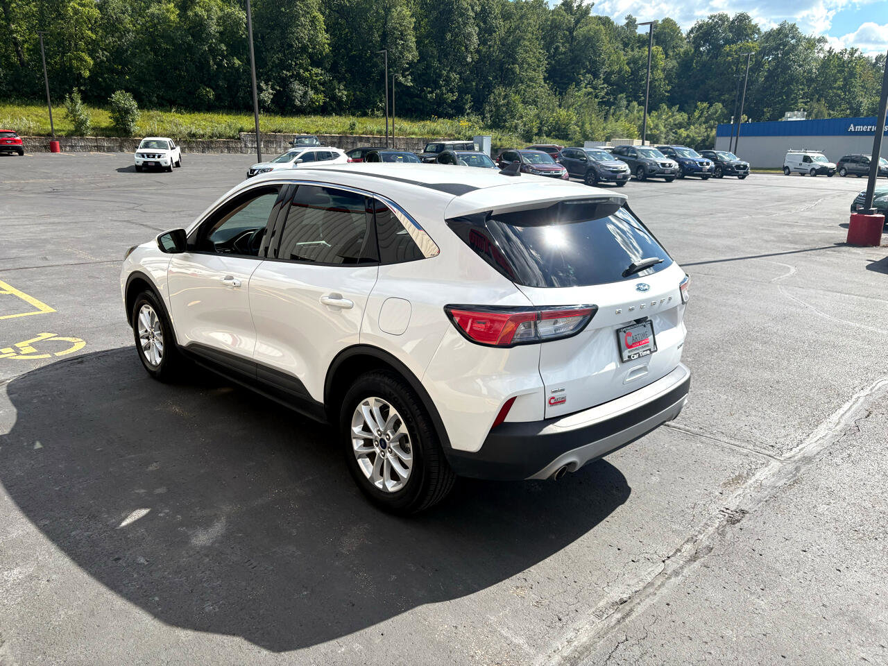 Used 2020 Ford Escape SE image 6
