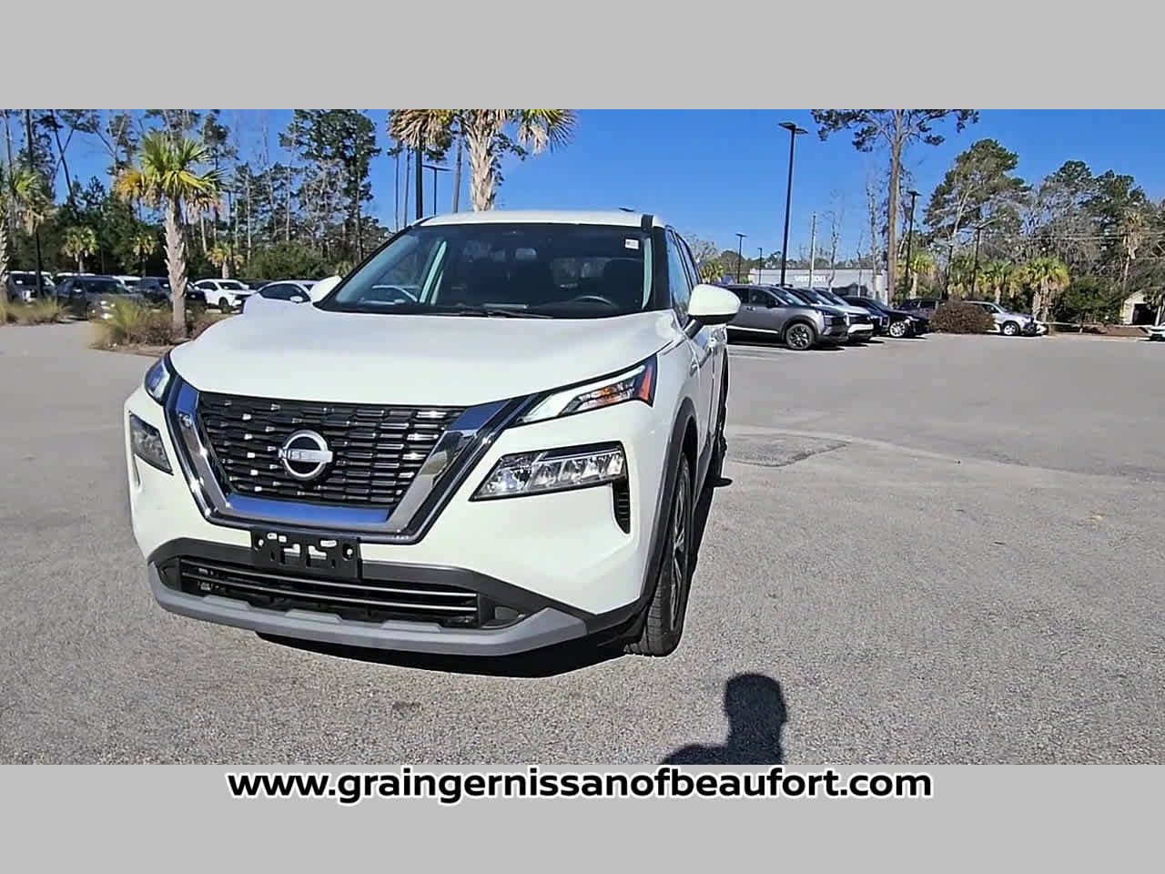 Used 2023 Nissan Rogue SV FWD image 20