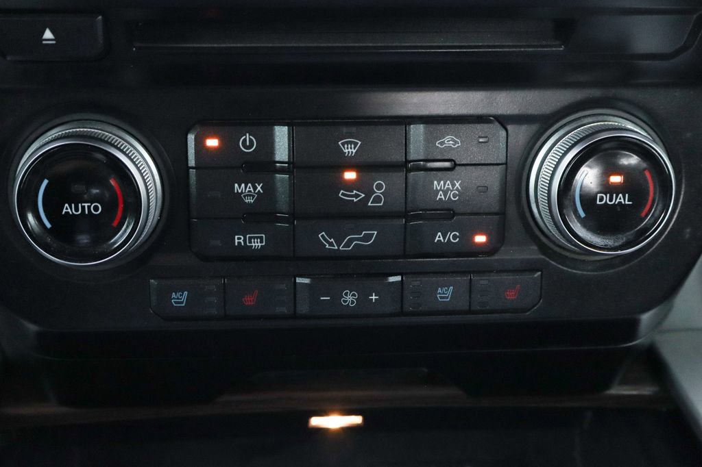 Used 2016 Ford F150 Lariat w/ Equipment Group 501A Mid AWD/4WD image 31