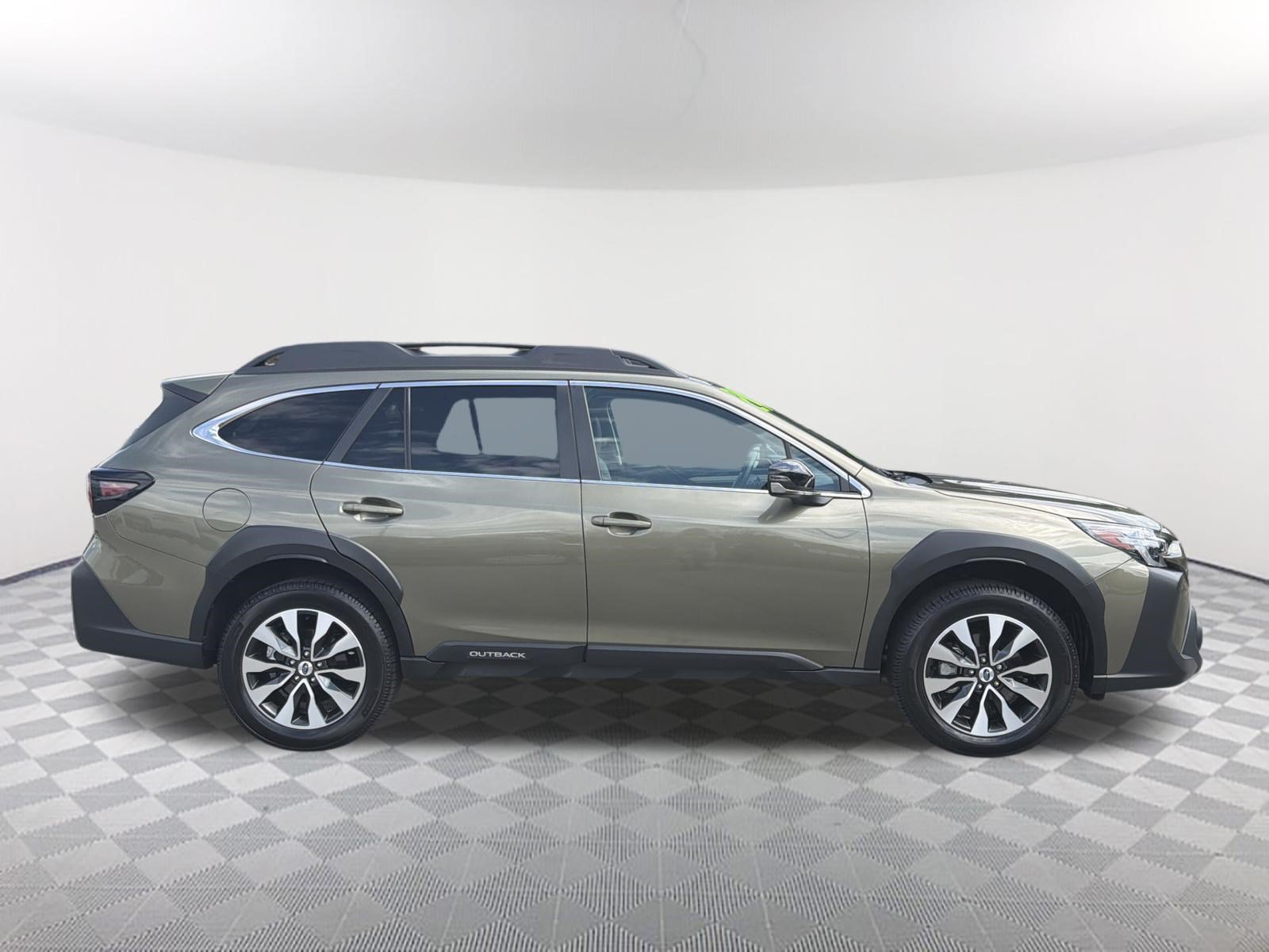 Used 2024 Subaru Outback Limited XT AWD/4WD image 17