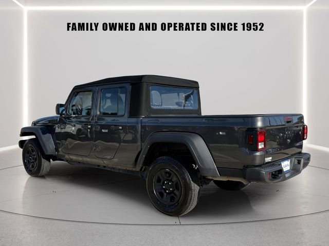Used 2024 Jeep Gladiator Sport image 4