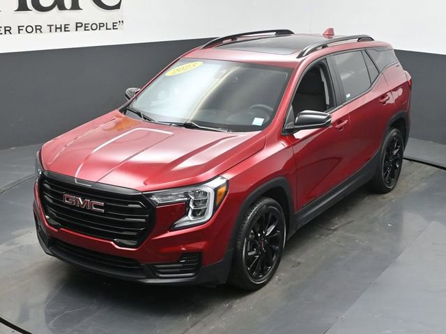 Used 2023 GMC Terrain SLE w/ Driver Convenience Package image 46