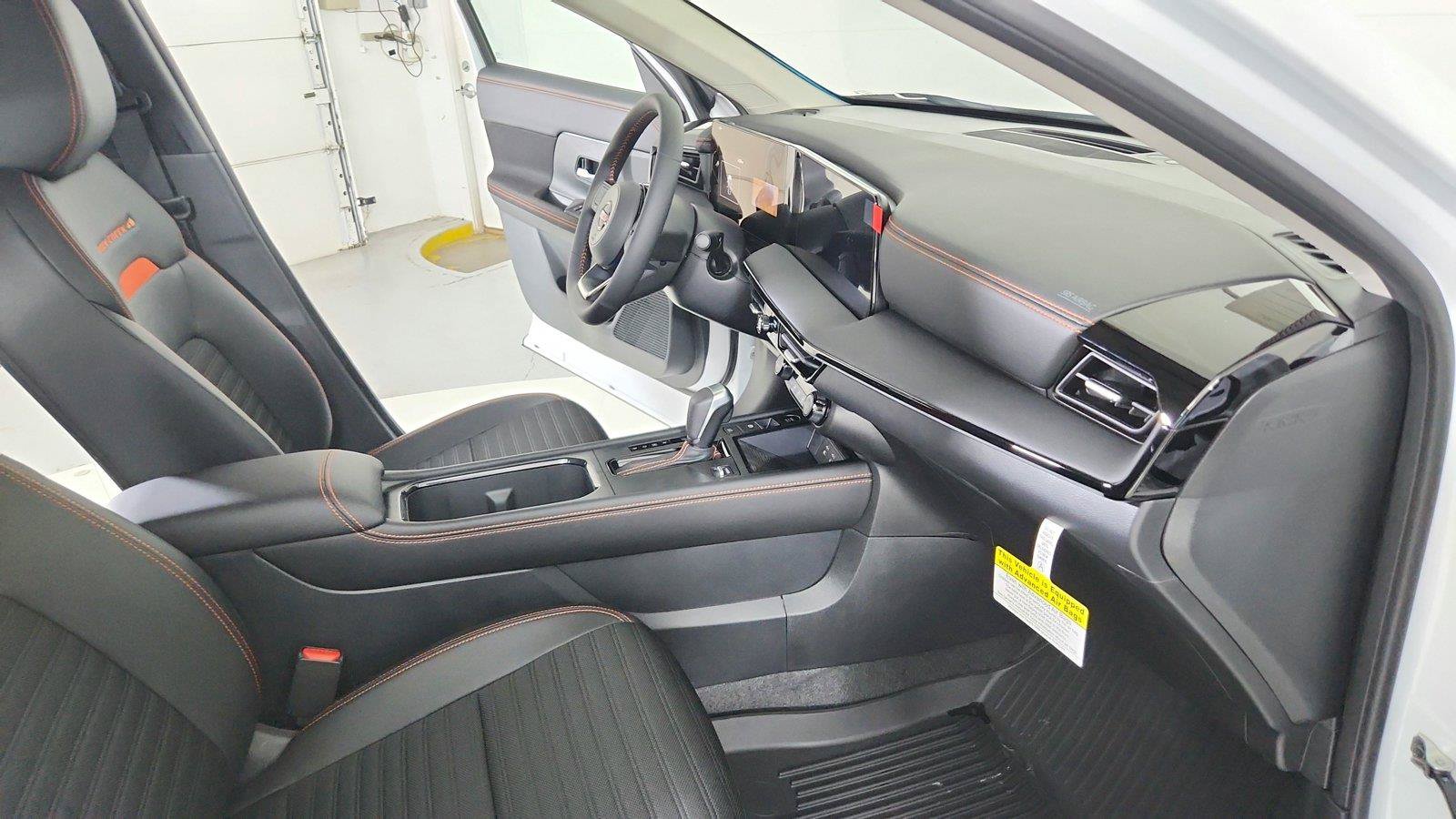 New 2027 Nissan Kicks SV AWD/4WD image 27