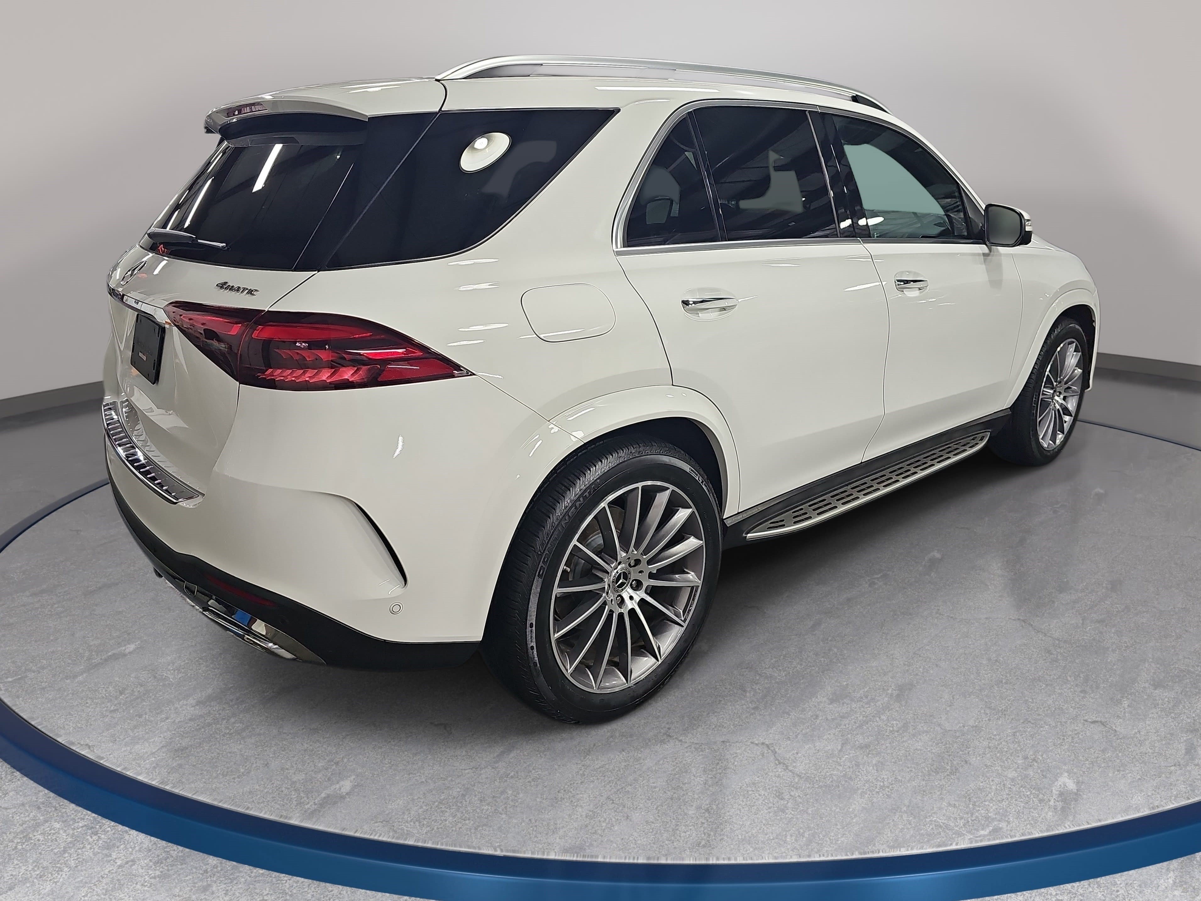 Used 2024 Mercedes-Benz GLE 350 4MATIC image 5