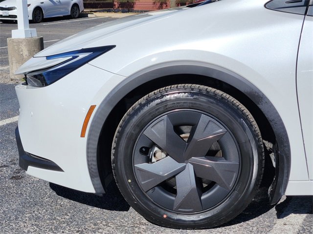 Certified 2024 Toyota Prius Prime SE image 5
