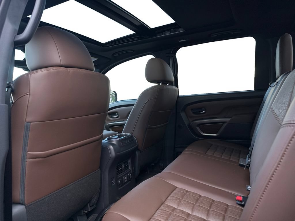 Used 2023 Nissan Titan Platinum Reserve w/ Moonroof Package AWD/4WD image 29