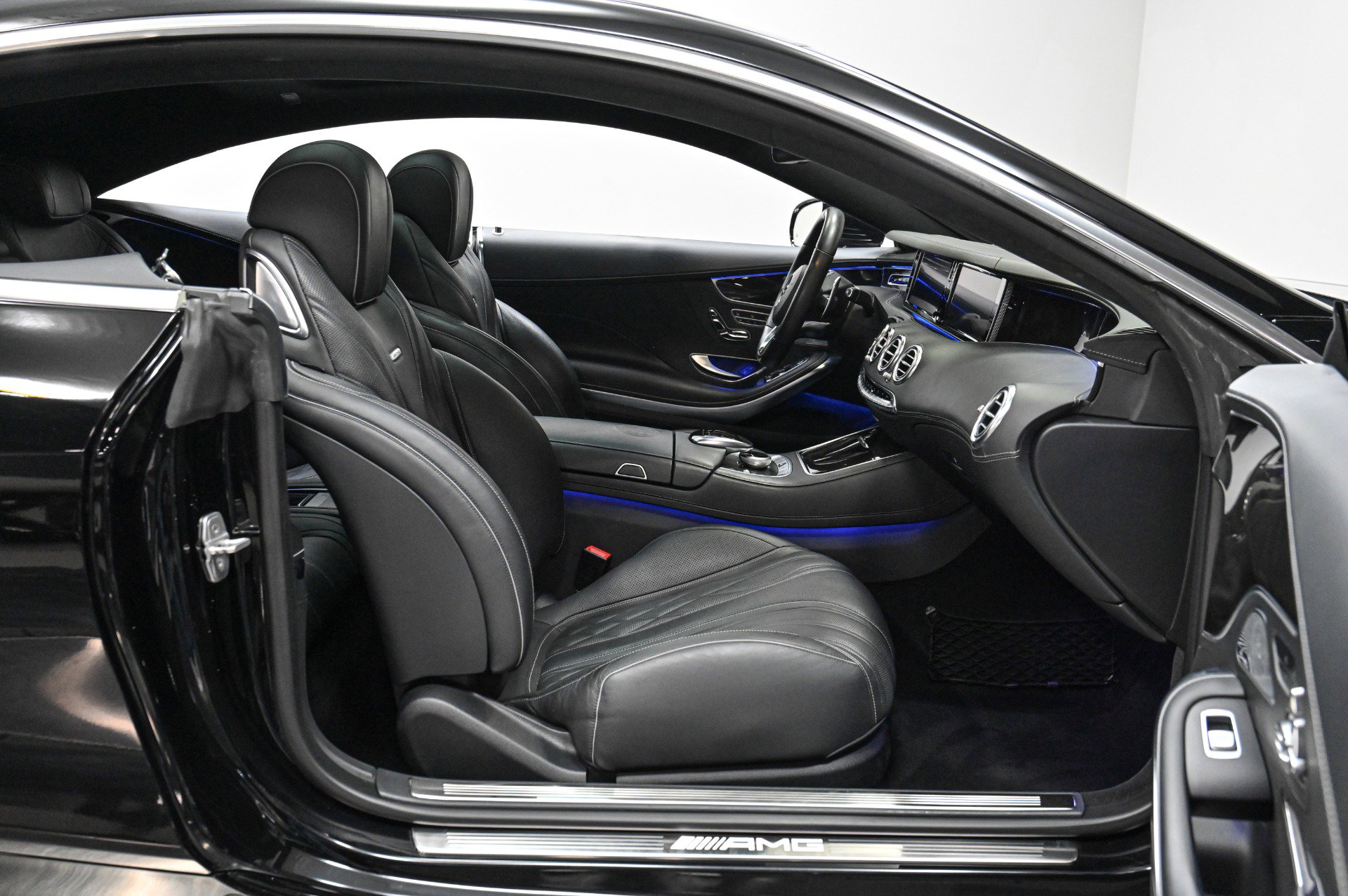 Used 2016 Mercedes-Benz S 63 AMG 4MATIC Coupe image 31