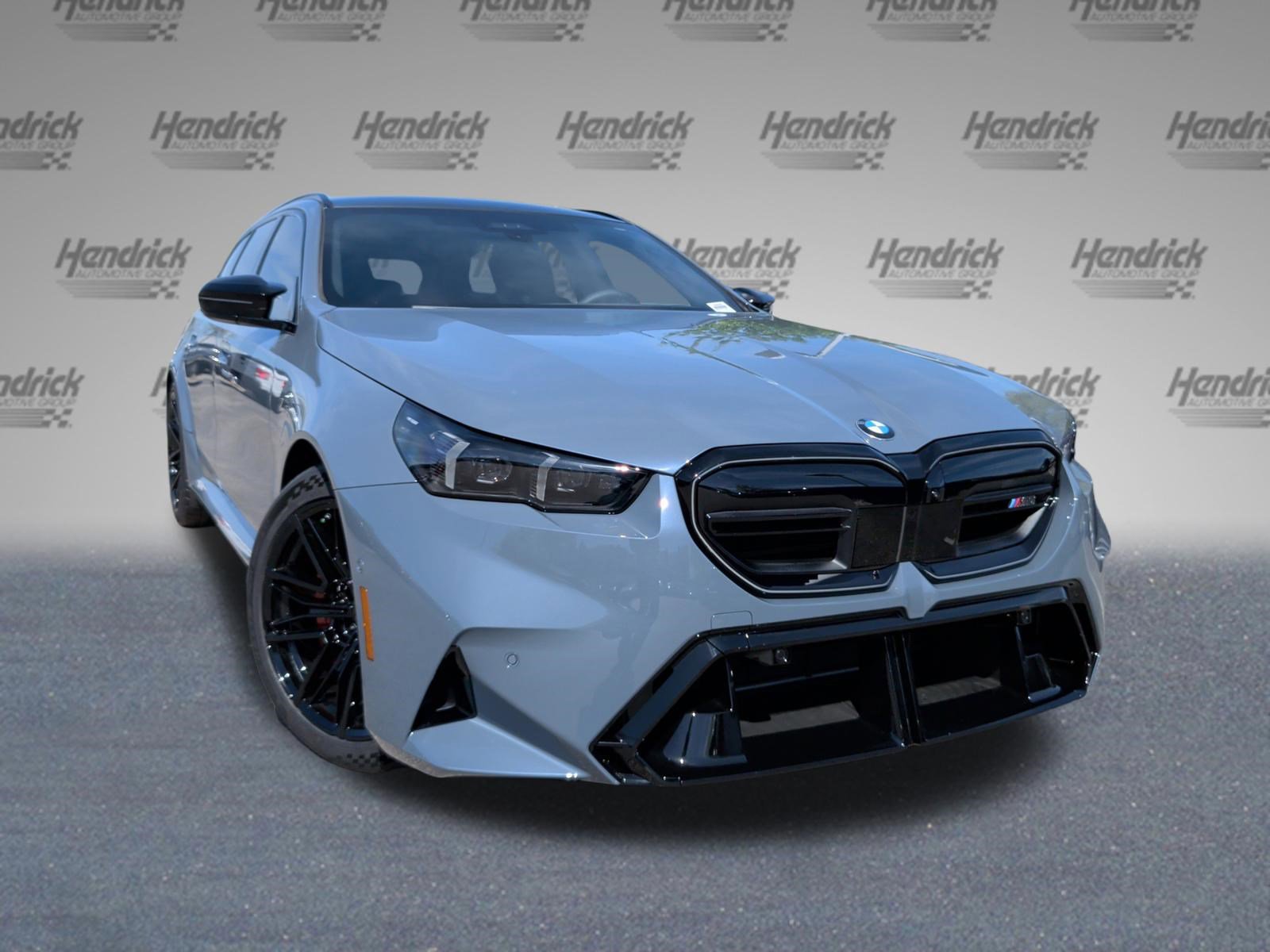 New 2026 BMW M5 Touring image 2
