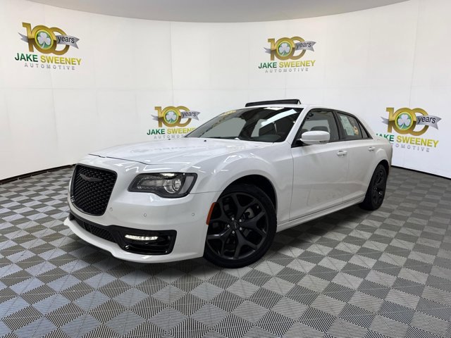 Used 2023 Chrysler 300 S w/ Comfort Group image 4