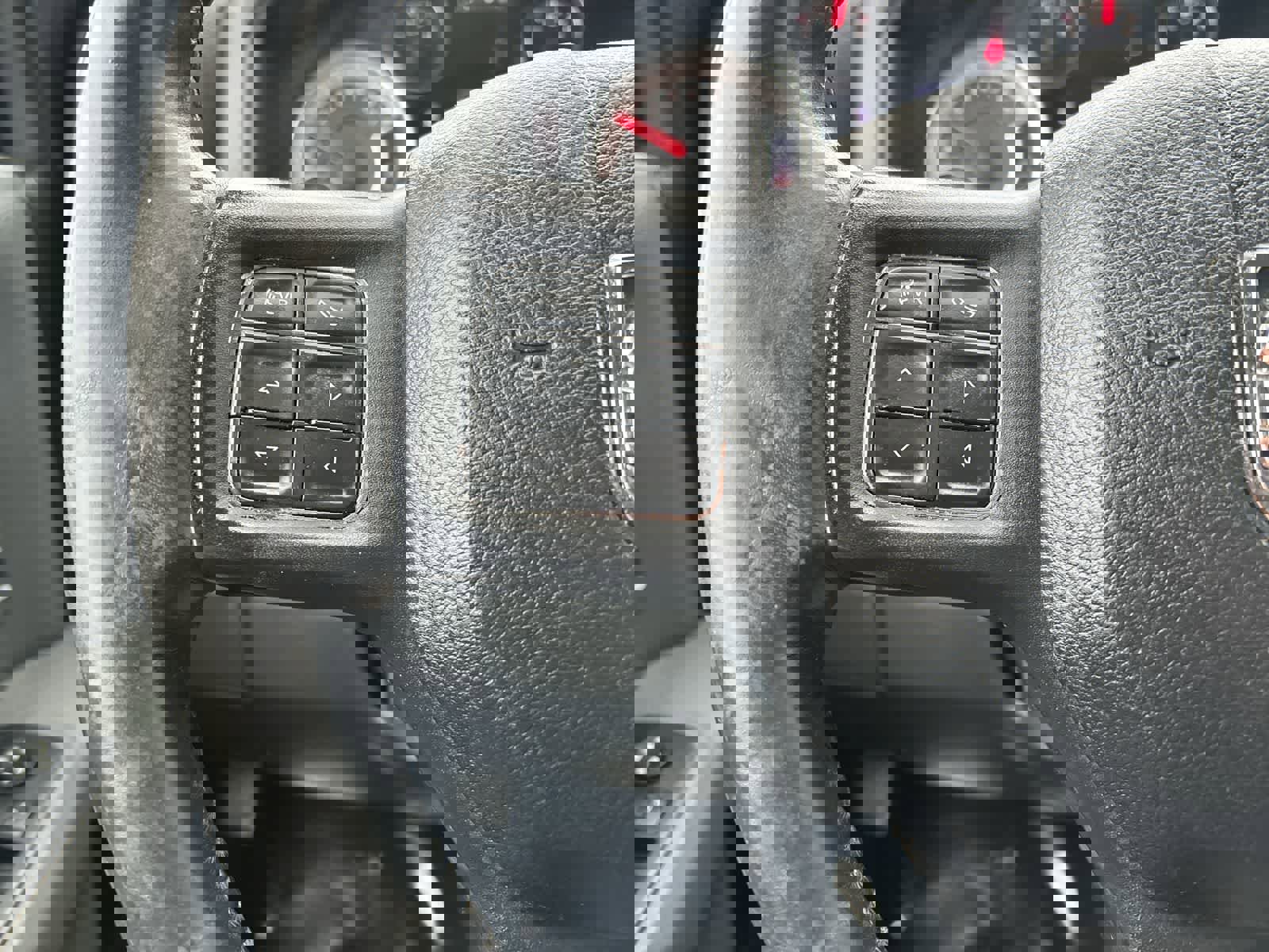 Used 2016 RAM 1500 Classic SLT image 10