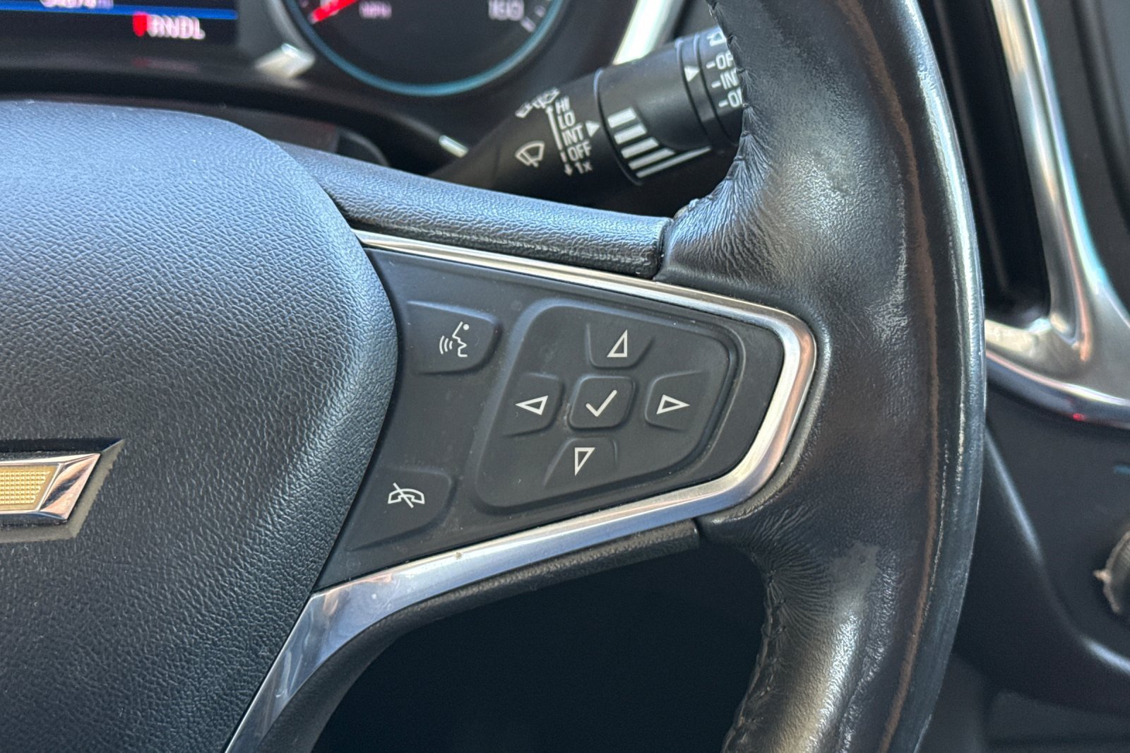 Used 2019 Chevrolet Equinox LT FWD image 36