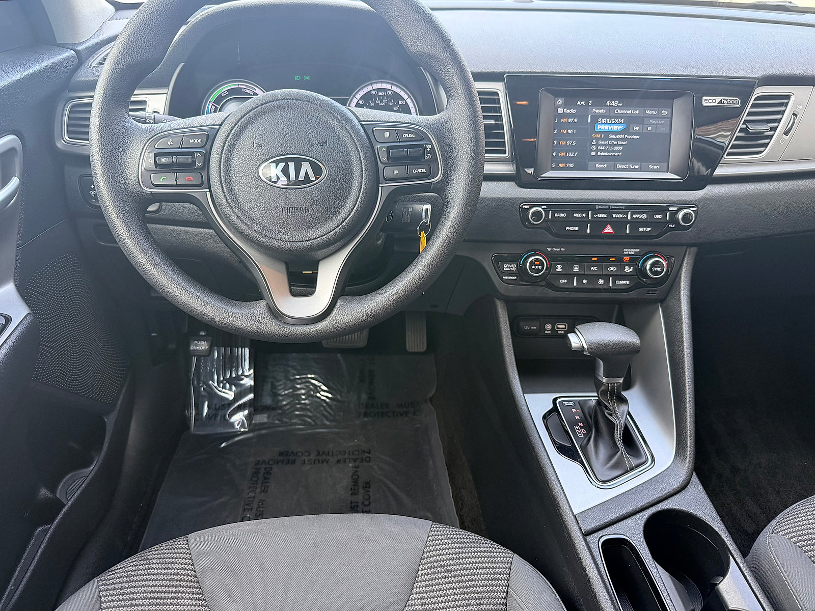 Used 2018 Kia Niro FE FWD image 11